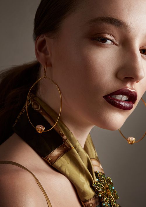 Iris Covet Book