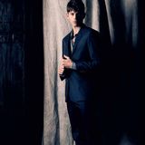 Shadow Cast (Essential Homme)