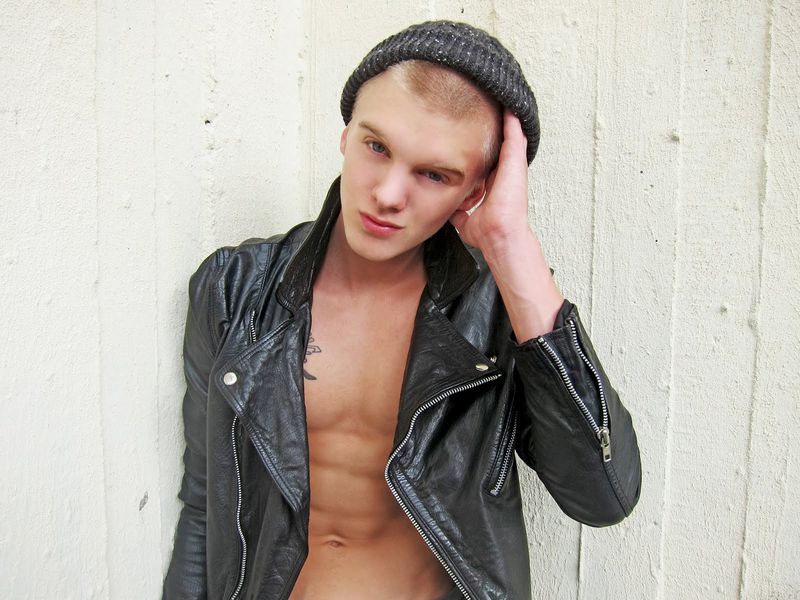 Digitals/Portrait Beau Buckley (PolaroidsDigitals)