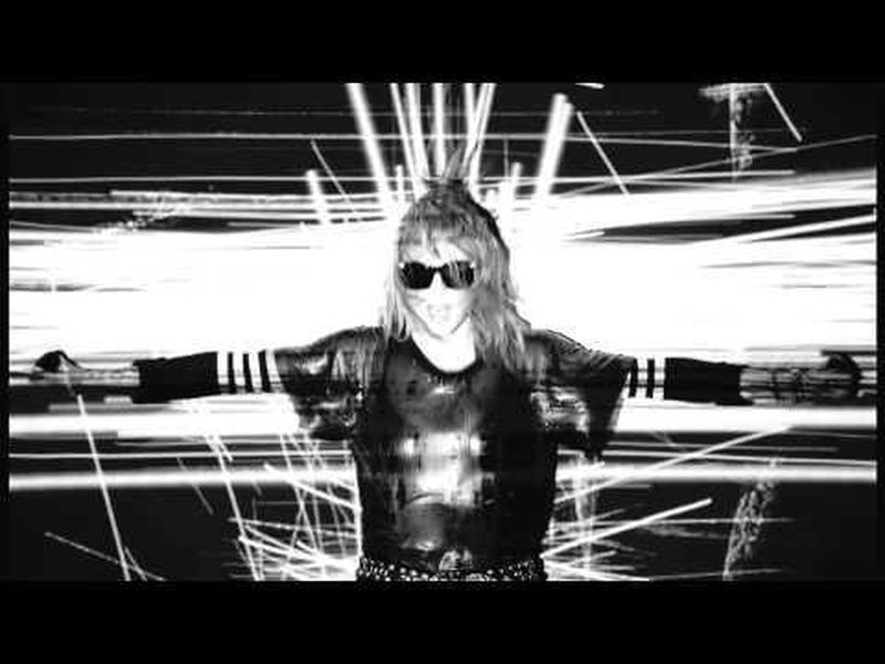 Music Video: Madonna - Girl Gone Wild (Music Video)