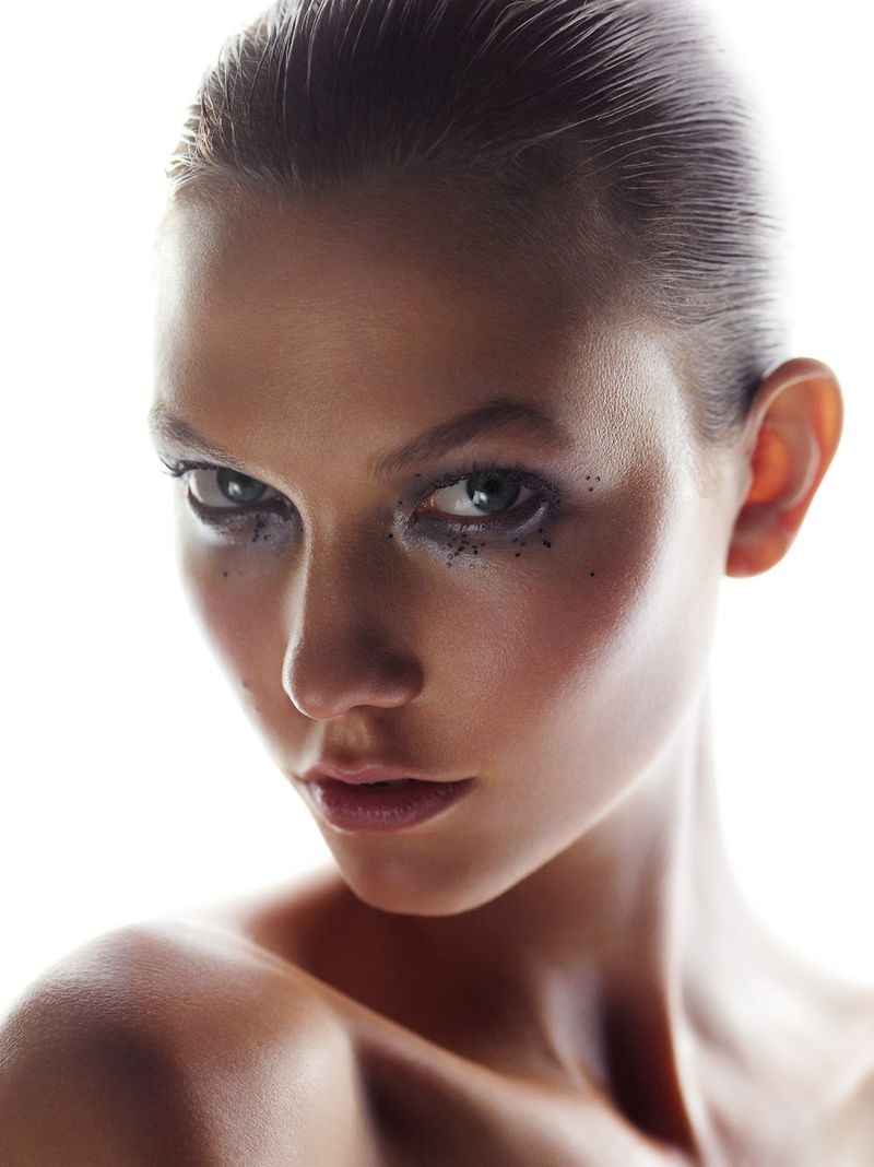 Book Natural Beauty, portraits by James Houston 2013 (Book)