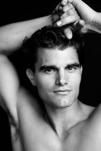 PETER JOHNSON MODEL AGE visual data 7