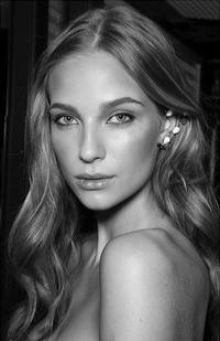 Masha Voronina - Model - detail by client