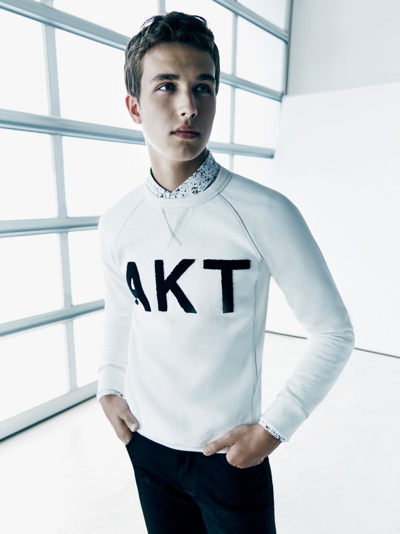 Saks Fifth Avenue Holiday 2014 Catalog (Saks)