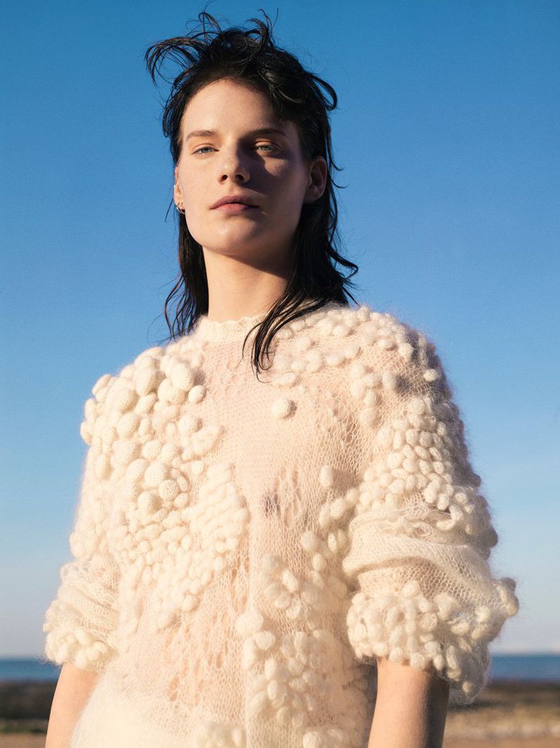 The Waves (Harper's Bazaar China)