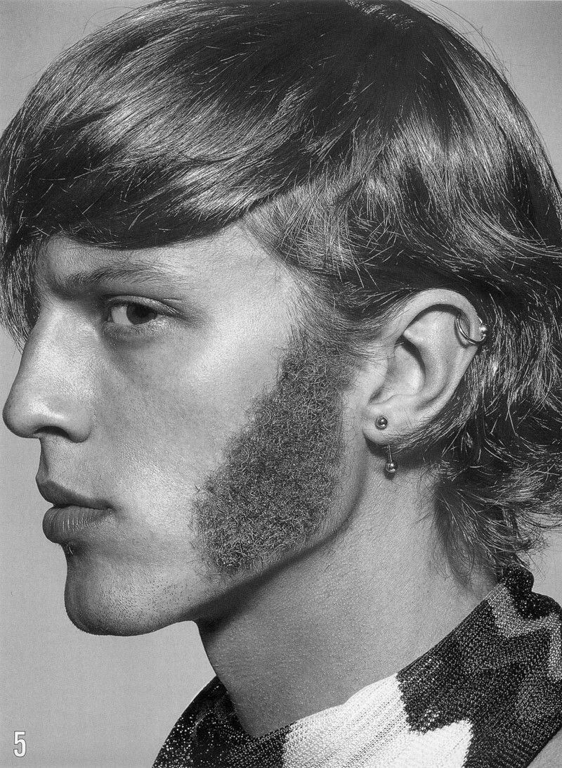 Sideboards CloseUp (L'Uomo Vogue)