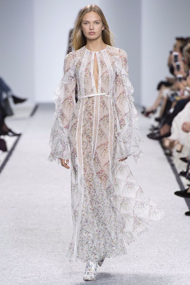 Giambattista Valli S/S 17 Show (Giambattista Valli)