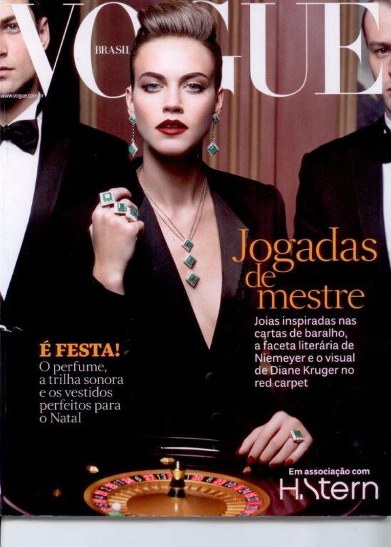 Vogue Brasil December 2013 Supplement Cover (Vogue Brasil), image size:800x1119