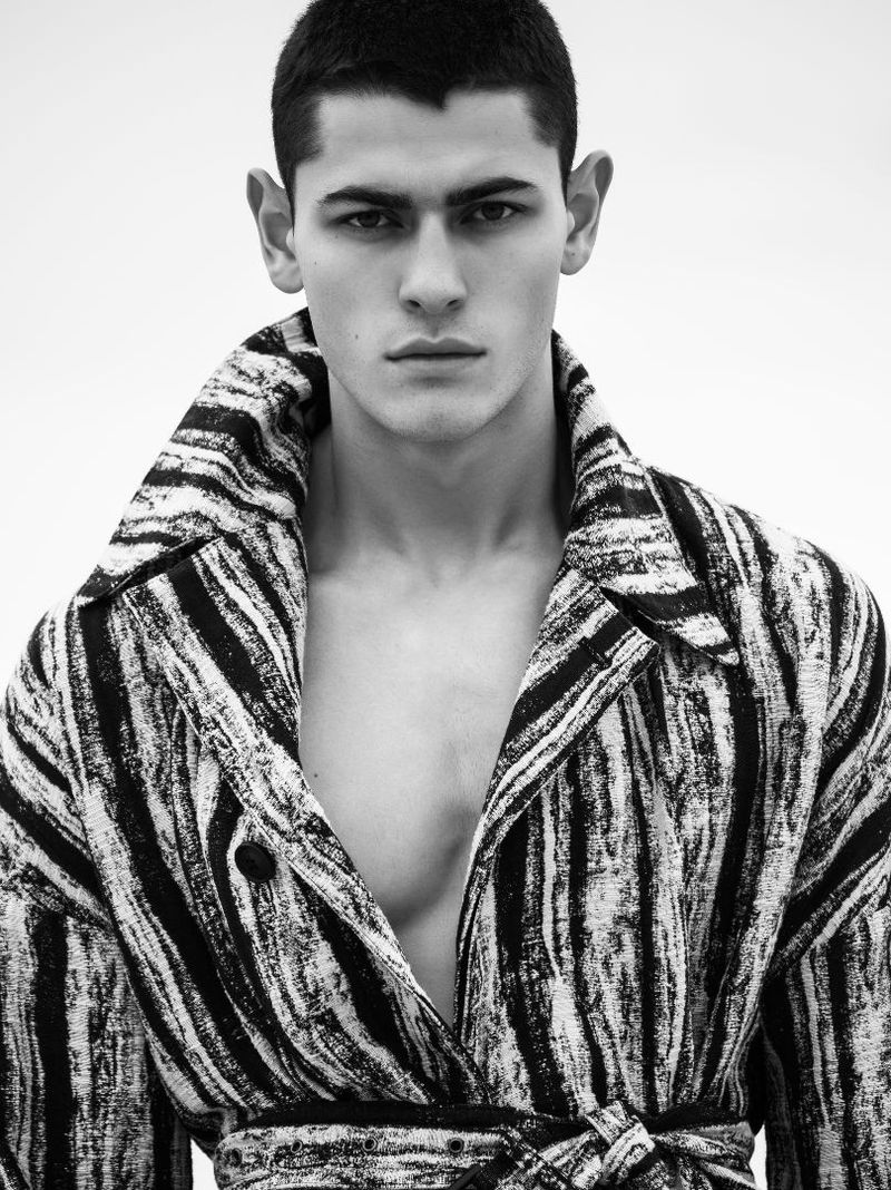 JOHNNY REED for MANDRAWN EXCLUSIVE (Mandrawn Magazine)