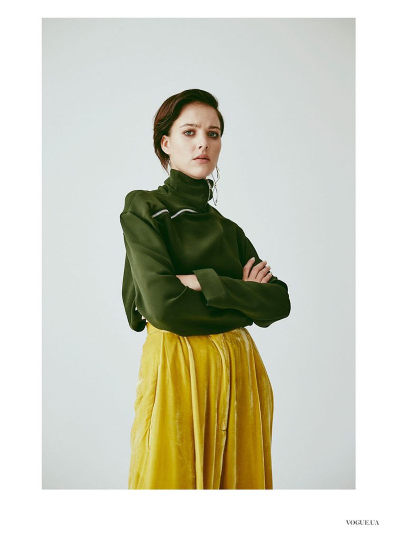 Eliza Cummings (Vogue Ukraine)