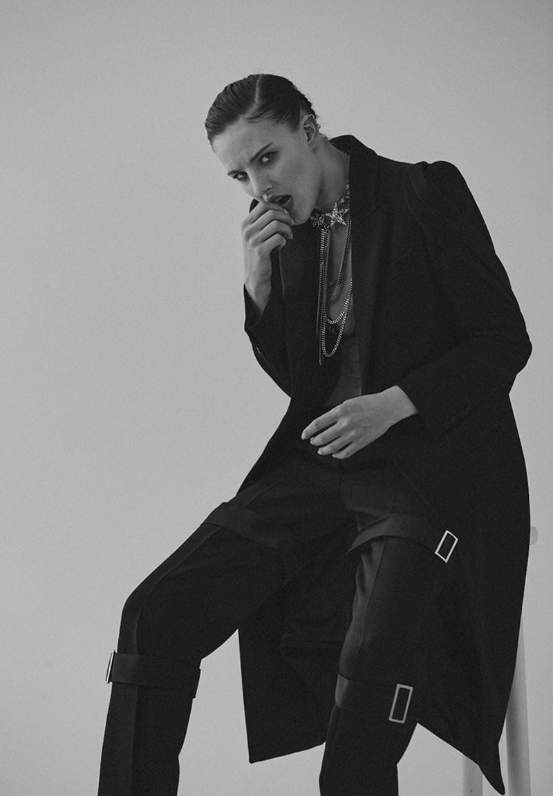 Eliza Cummings (Vogue Ukraine)