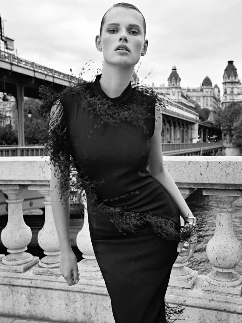 Jones MagazineInternational Collections (David Jones)