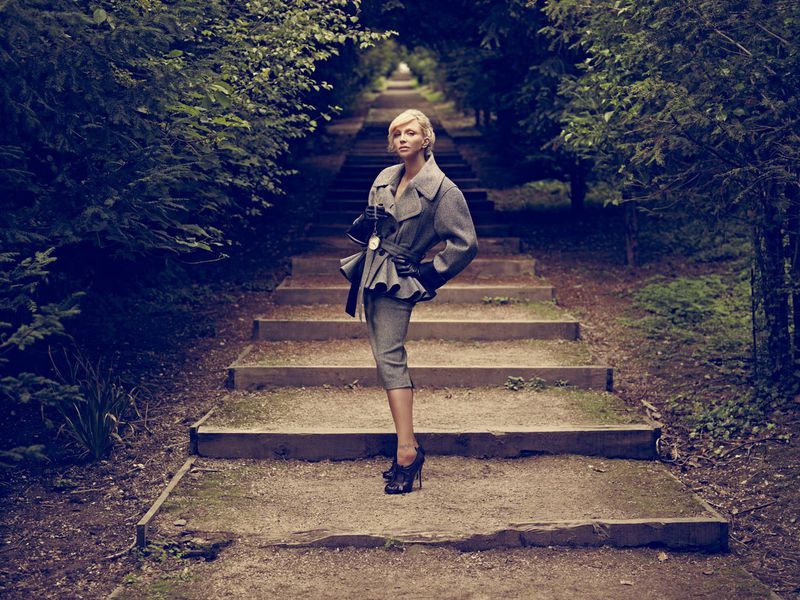 Courtney in Wonderland (Vanity Fair U.S.)