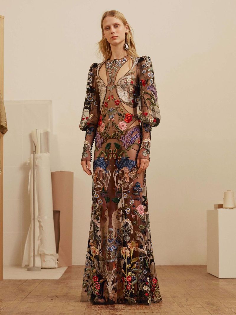 Alexander McQueen Pre-Fall 2017 (Alexander McQueen)
