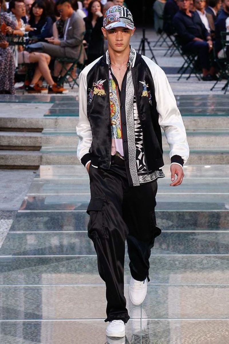 Versace S/S 18 Men's Show (Versace)
