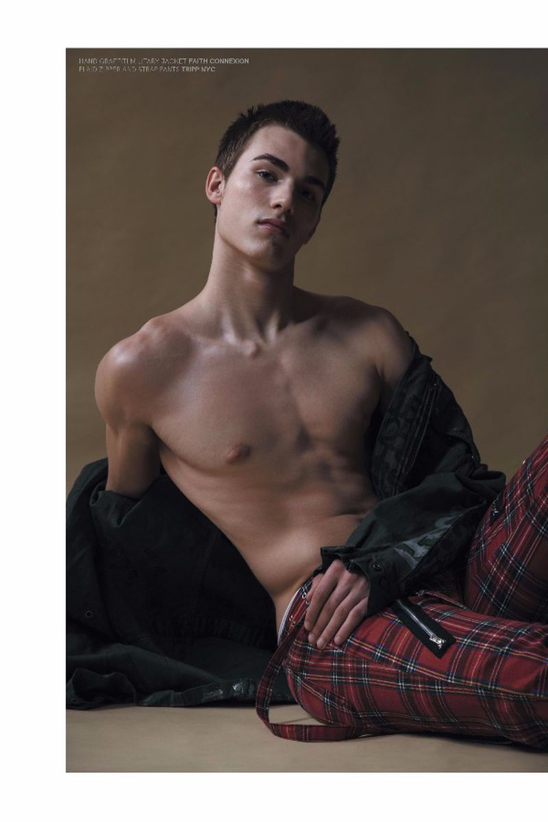 Vanity Teen S/S 17 Zach Cox by Gerardo Vizmanos (Vanity Teen Magazine)