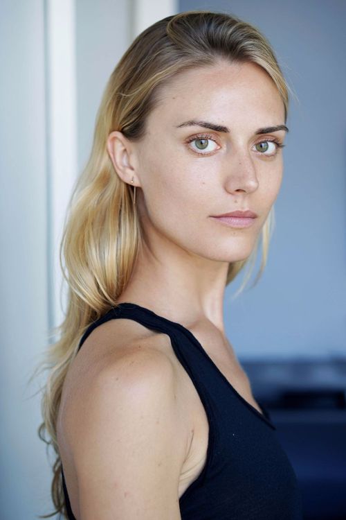 Yana Karpova Model Profile Photos & latest news