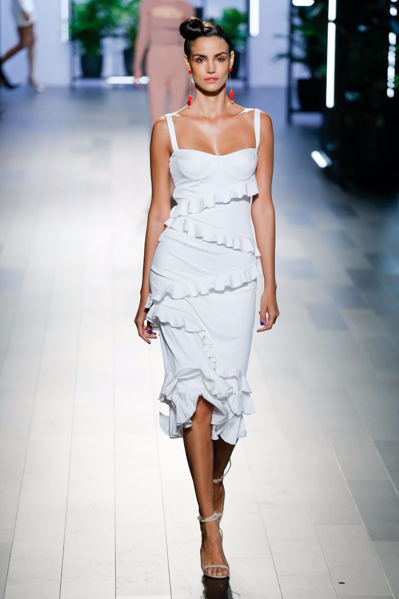 Cushnie et Ochs S/S 18 Show (Cushnie et Ochs)