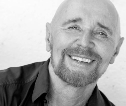 Max Pinnell Hair Stylist Profile Photos Latest News