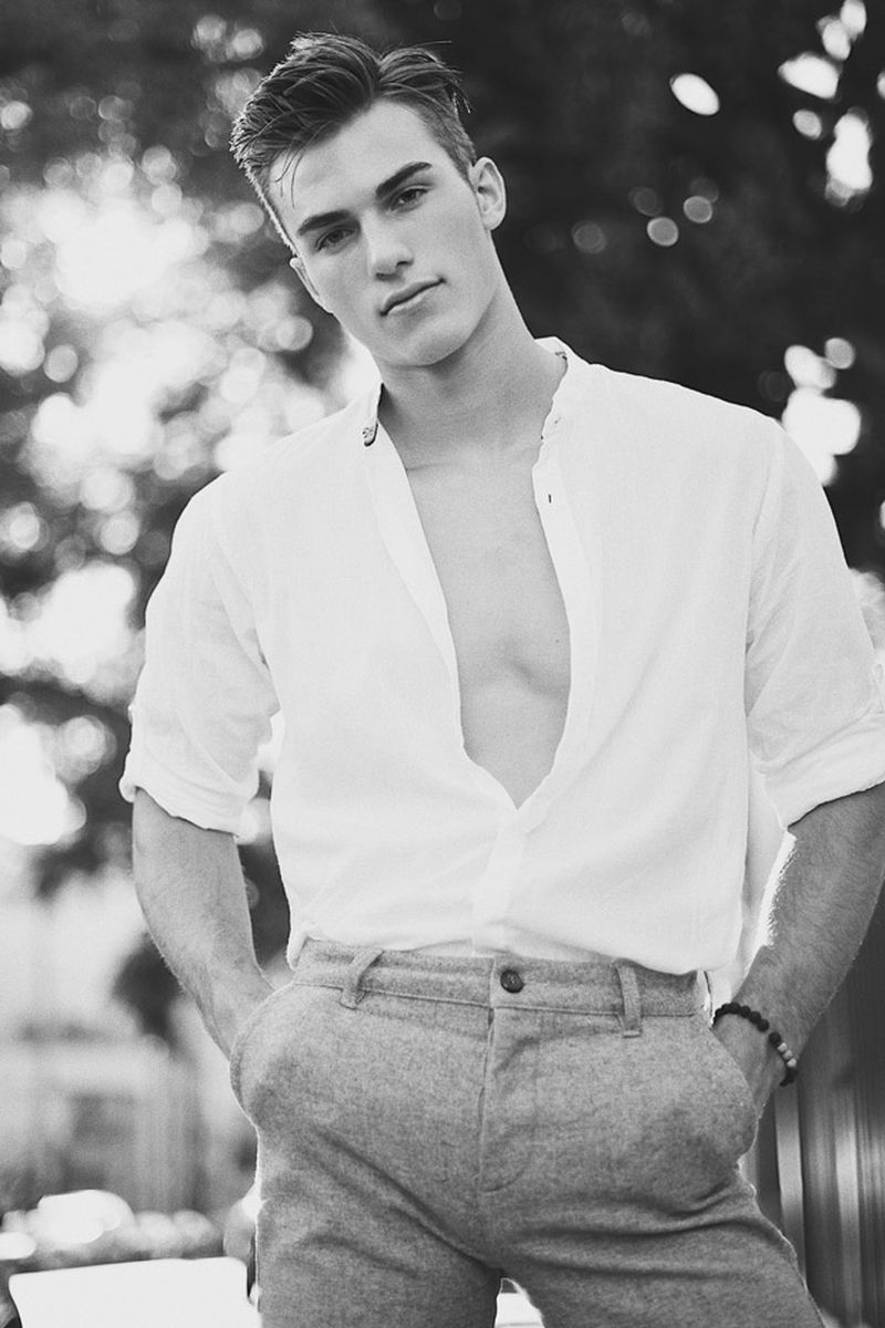 MMScene Online Exclusive Zach Cox (MMScene)