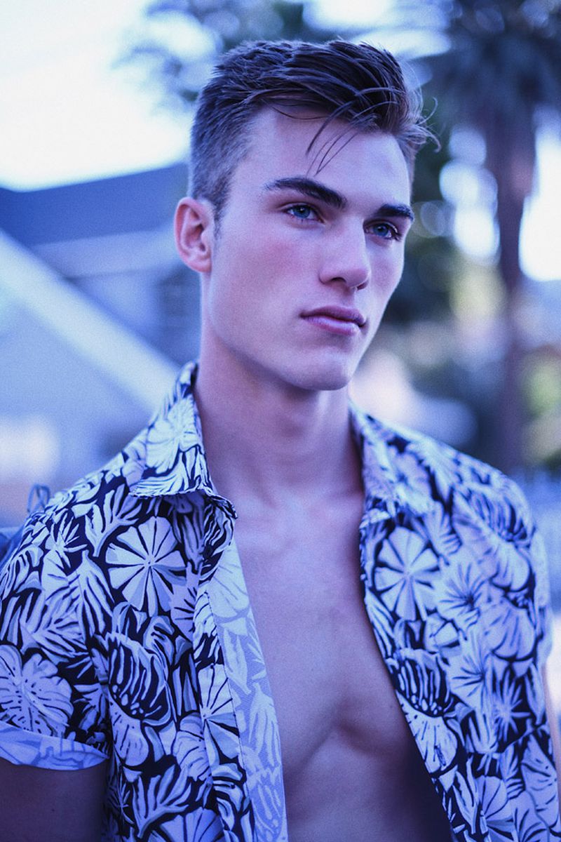 MMScene Online Exclusive Zach Cox (MMScene)