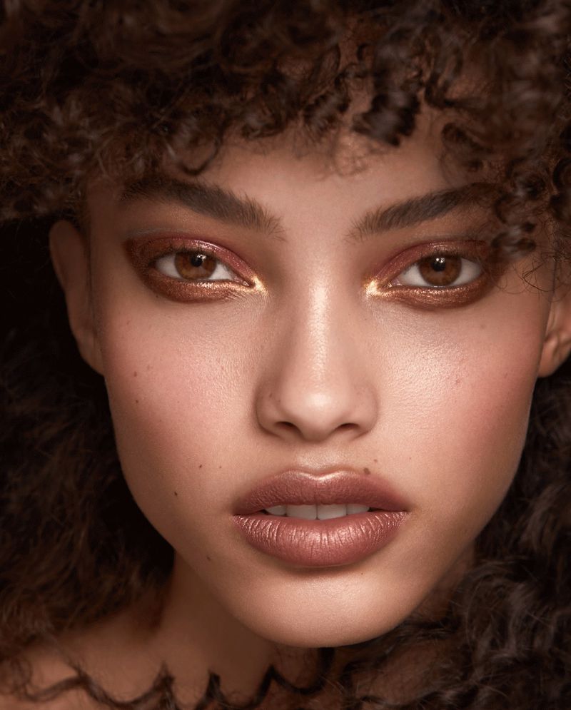 Aliana King (Portrait) Aliana King (Portrait)