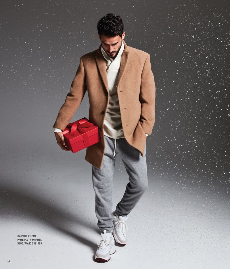 Macy's Holiday 2018 Catalog (Macy's)