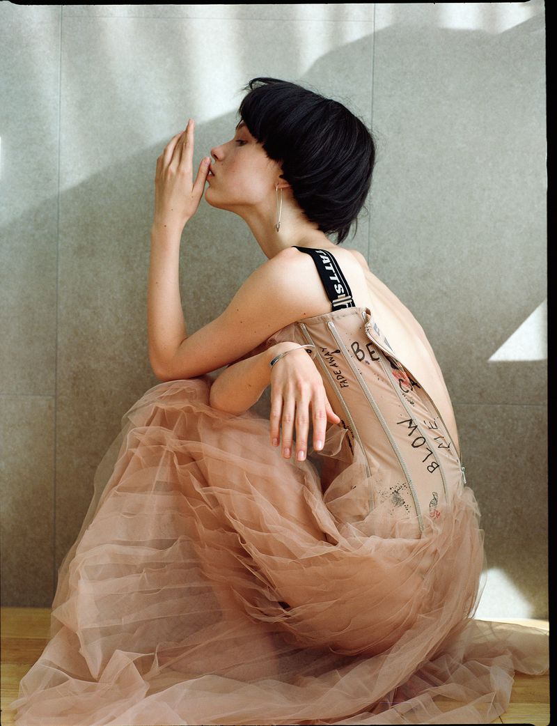 Eva (L'Officiel Ukraine)