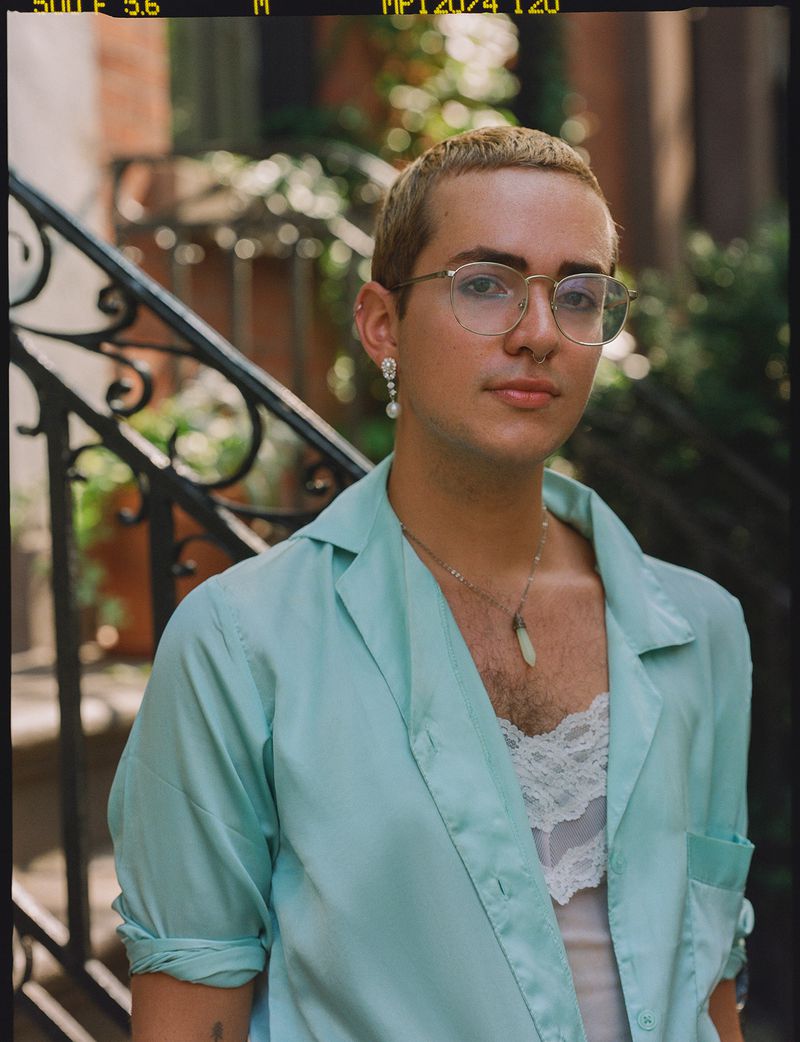 What Does a Single Earring Mean on a Man? (The Cut)