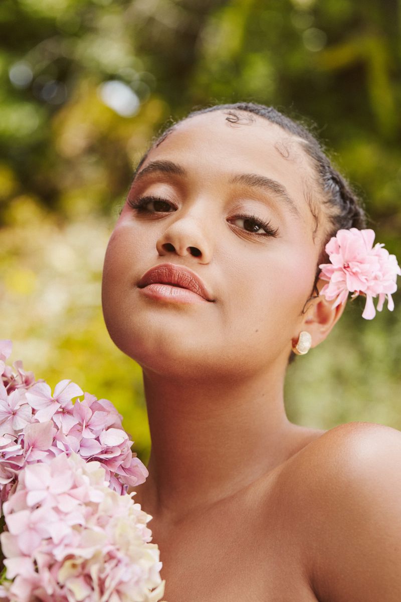 Kiersey Clemons (Cosmopolitan U.S.)