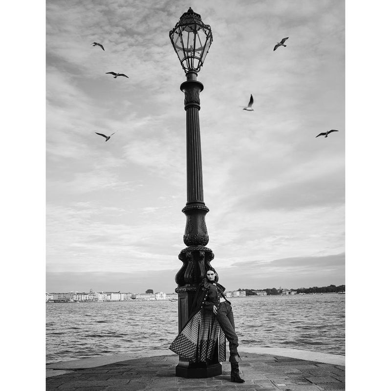 EDITOR IN CHIEF SUNGLASSES VIVIDLY VENICE