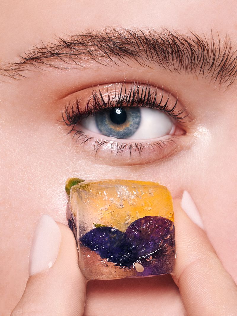 Skin biohacking (Vogue Ukraine)