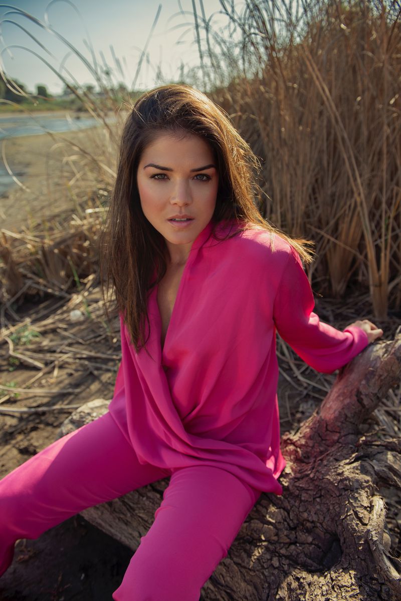 Marie Avgeropoulos by Allegra Messina (Grumpy Magazine)