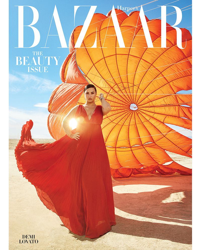 女性情報誌 Haper's BAZAAR US Magazine April 2020 Harper's Bazaar Magazine April 2020: Amazon.com: Books
