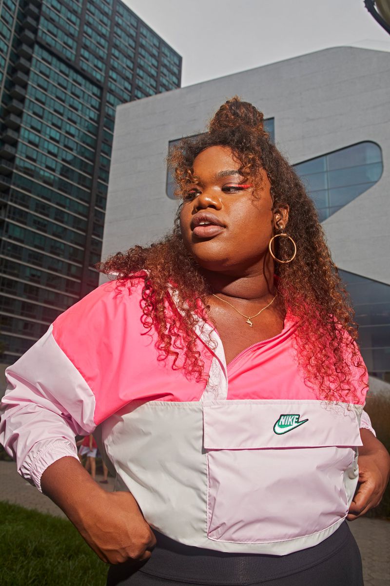 womens nike in season