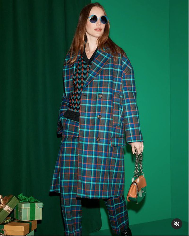 Saks Off Fifth Holiday Campaign by Jason Rowe (Saks OFF FIFTH)