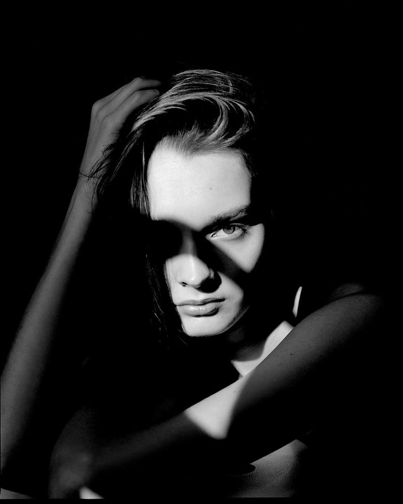 Dina (Portrait)