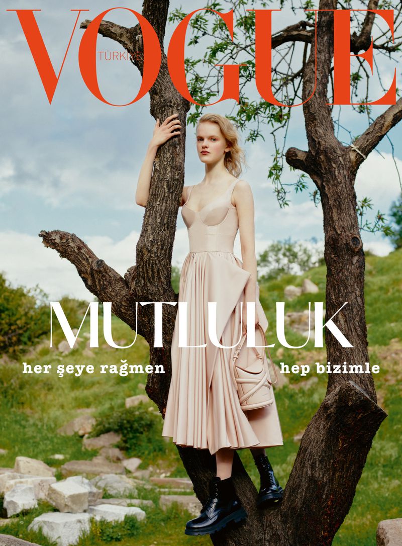 Vogue Turkey April 2021 Covers (Vogue Turkey)