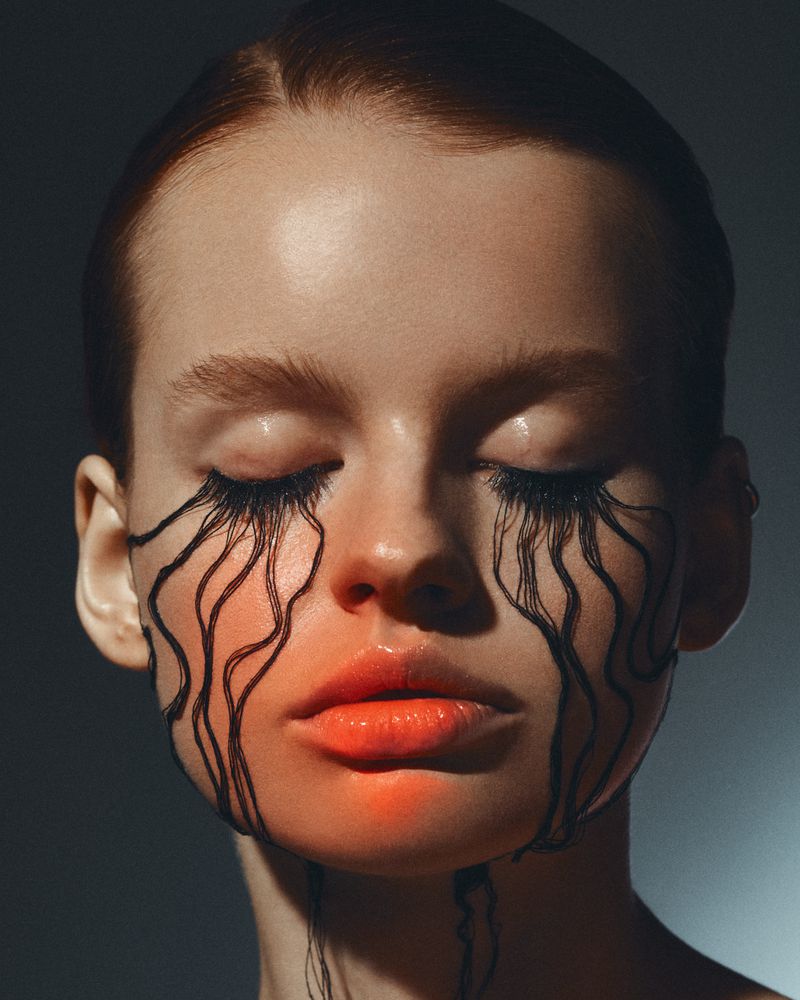 Charcoal Black by Aleksander Salski (The Hunger Magazine online)