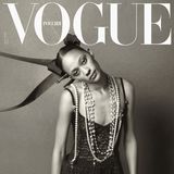 女性情報誌 Vogue Russia Magazine November 2021 女性情報誌 Vogue Russia Magazine November 2021 NOVEMBER 2021