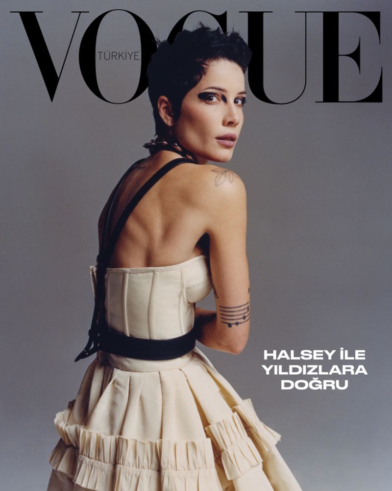 女性情報誌 Vogue Turkey December 2021/January 2022 女性情報誌 Vogue Turkey December 2021/January 2022 Vogue