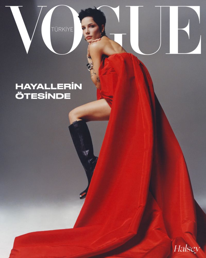 女性情報誌 Vogue Turkey December 2021/January 2022 Vogue Turkey December 2021/January 2022 女性情報誌