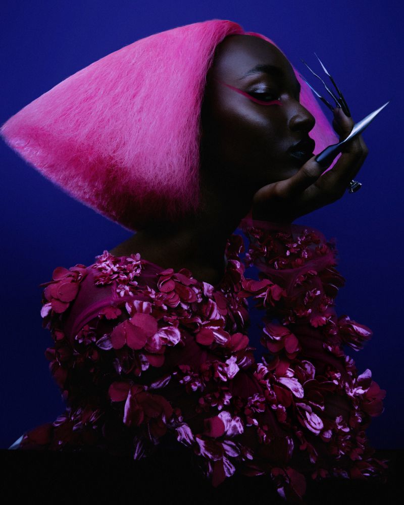 Photography BOHDAN BOHDANOV (Numéro Netherlands)