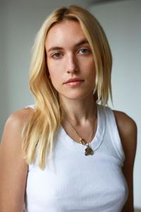 Carlotta Kohl - Photographer Profile - Photos & latest news