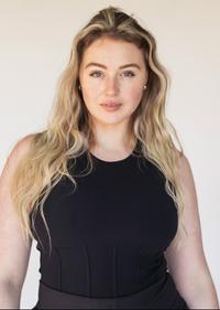 Iskra Lawrence - Model Profile - Photos & latest news