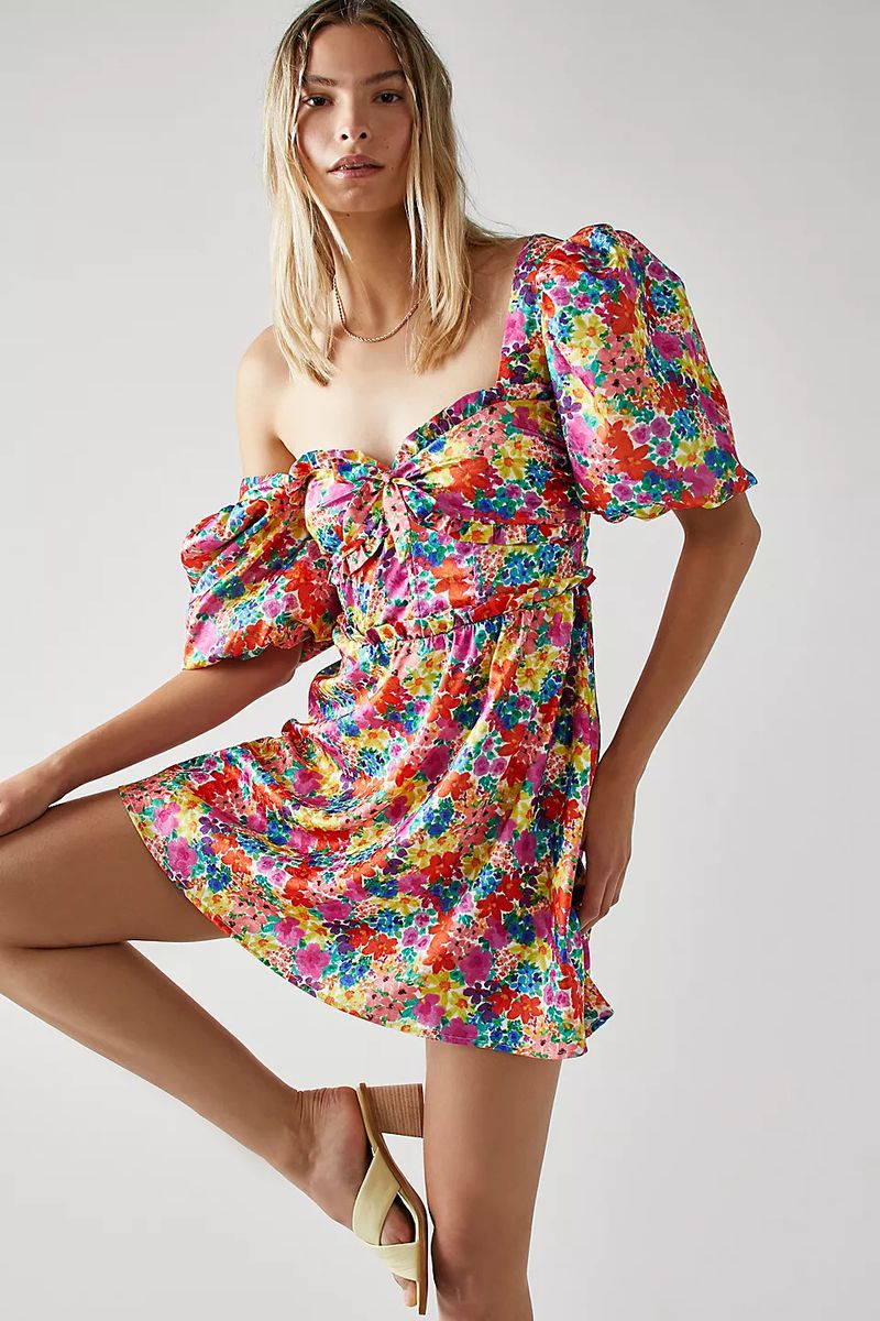 Free People May 2022 catalog by Ryan Treitel (Free People)