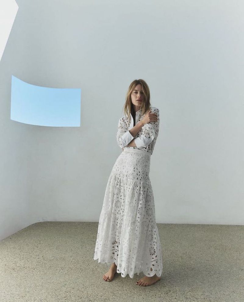 ZARA SPRING / SUMMER 2022 COLLECTION with Camille Rowe (Zara)