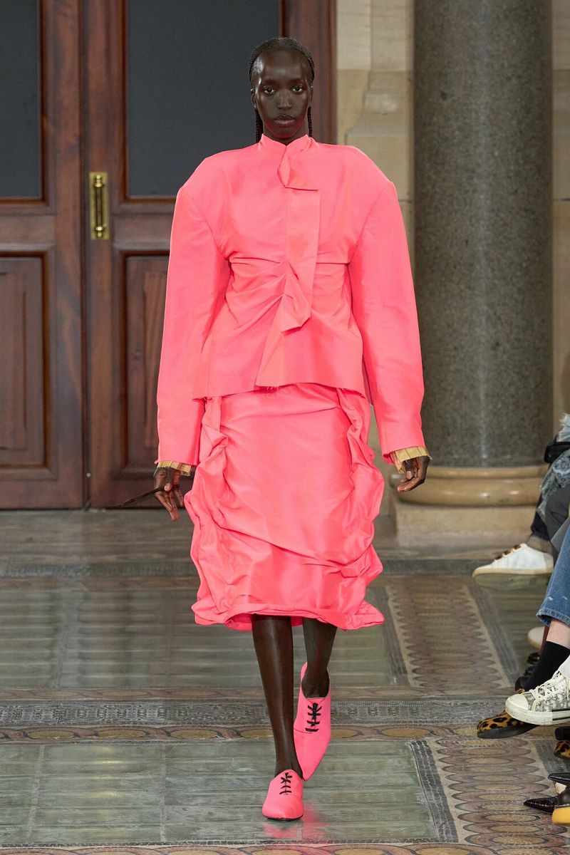 UMA WANG - Woman - Grey - Flat