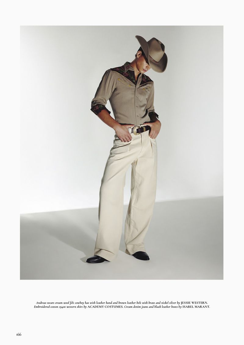 Matinée IDOL (5ELEVEN Magazine)