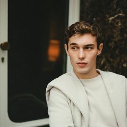 Kit Butler - Model Profile - Photos & latest news